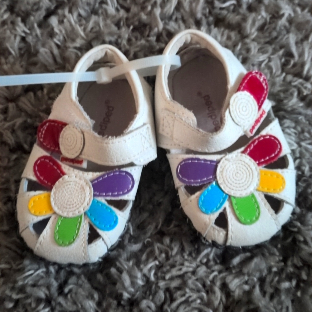 Pediped babygirl shoes